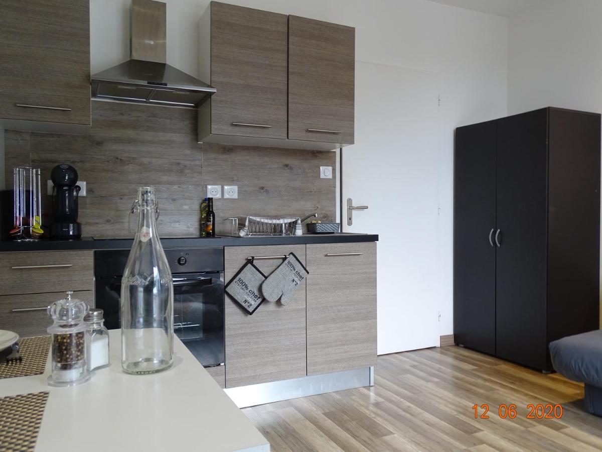 Legend- Parking Prive Gratuit- Terrasse Privee- Wifi - Convert - Alimentec Bourg-en-Bresse Exterior foto