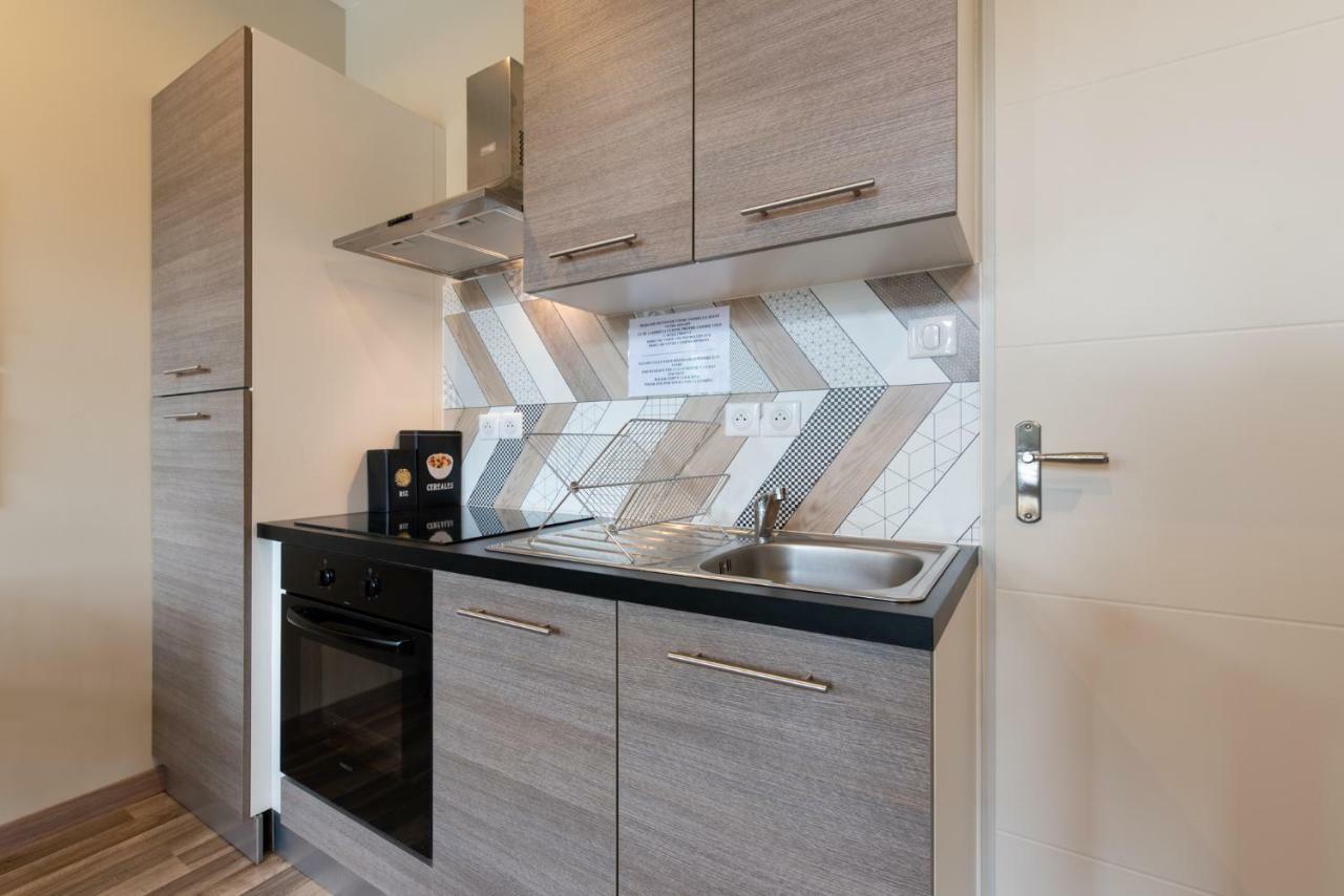 Legend- Parking Prive Gratuit- Terrasse Privee- Wifi - Convert - Alimentec Bourg-en-Bresse Exterior foto